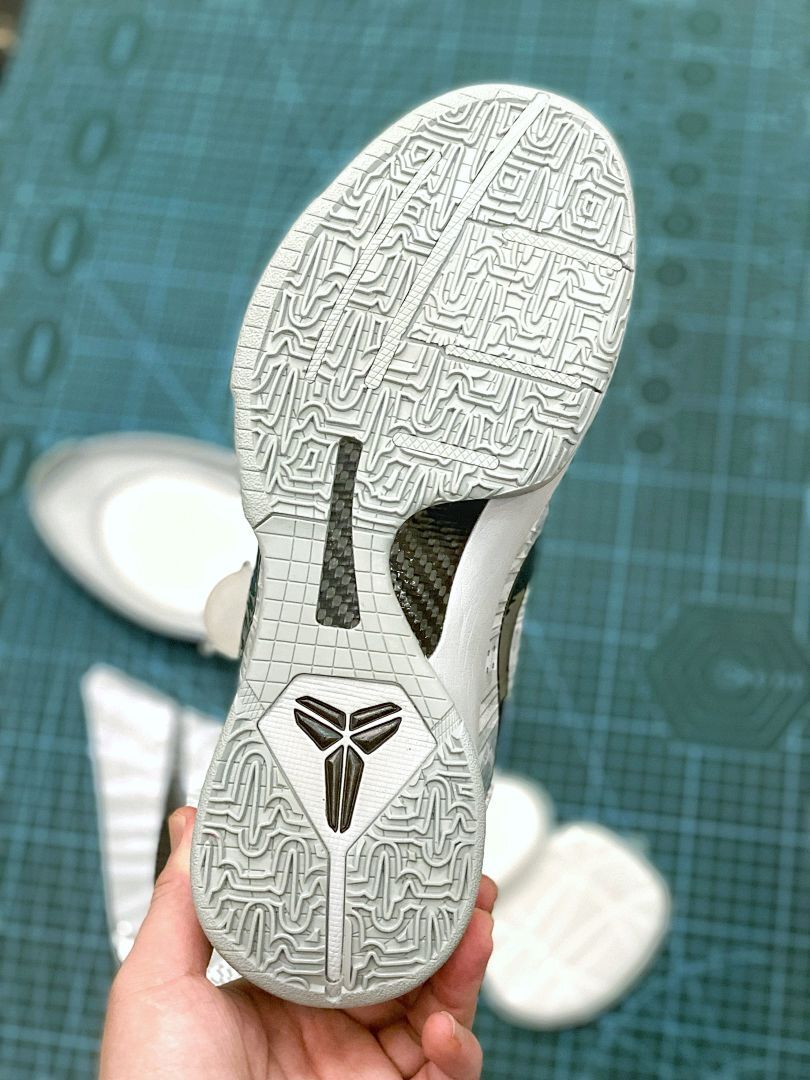 Nike Kobe 5 Protro Grey White Checkerboard Radial Swirl Pattern