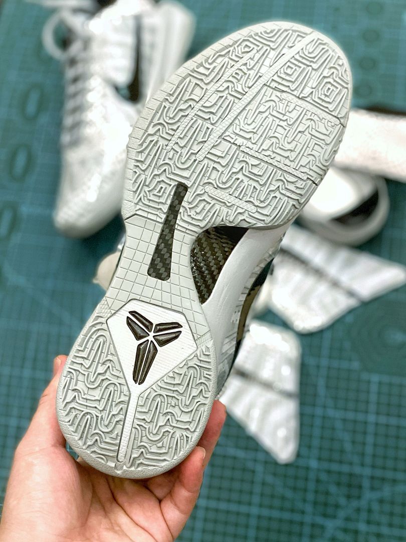Nike Kobe 5 Protro Grey White Checkerboard Radial Swirl Pattern