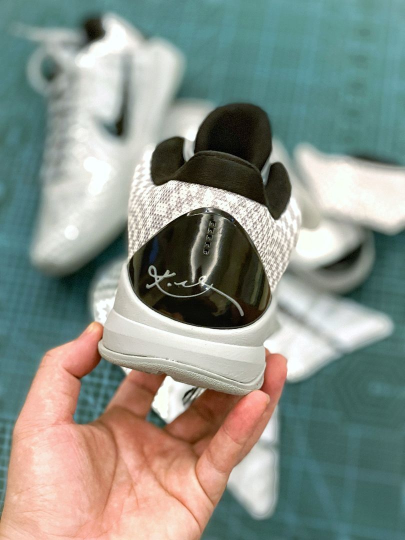 Nike Kobe 5 Protro Grey White Checkerboard Radial Swirl Pattern