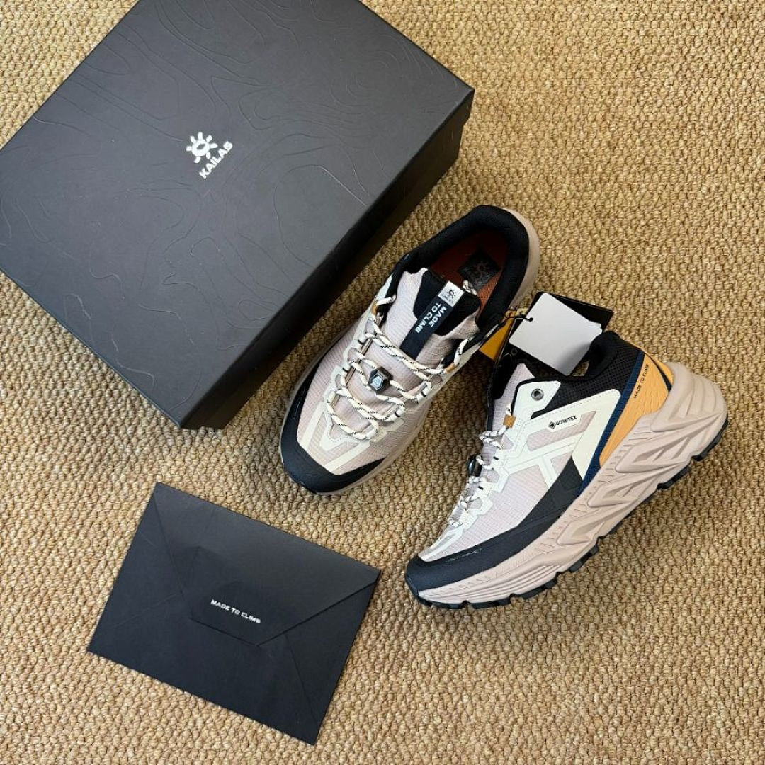 New Balance Fresh Foam X More Trail V3 Gore-Tex Timberwolf Black Dark Shadow