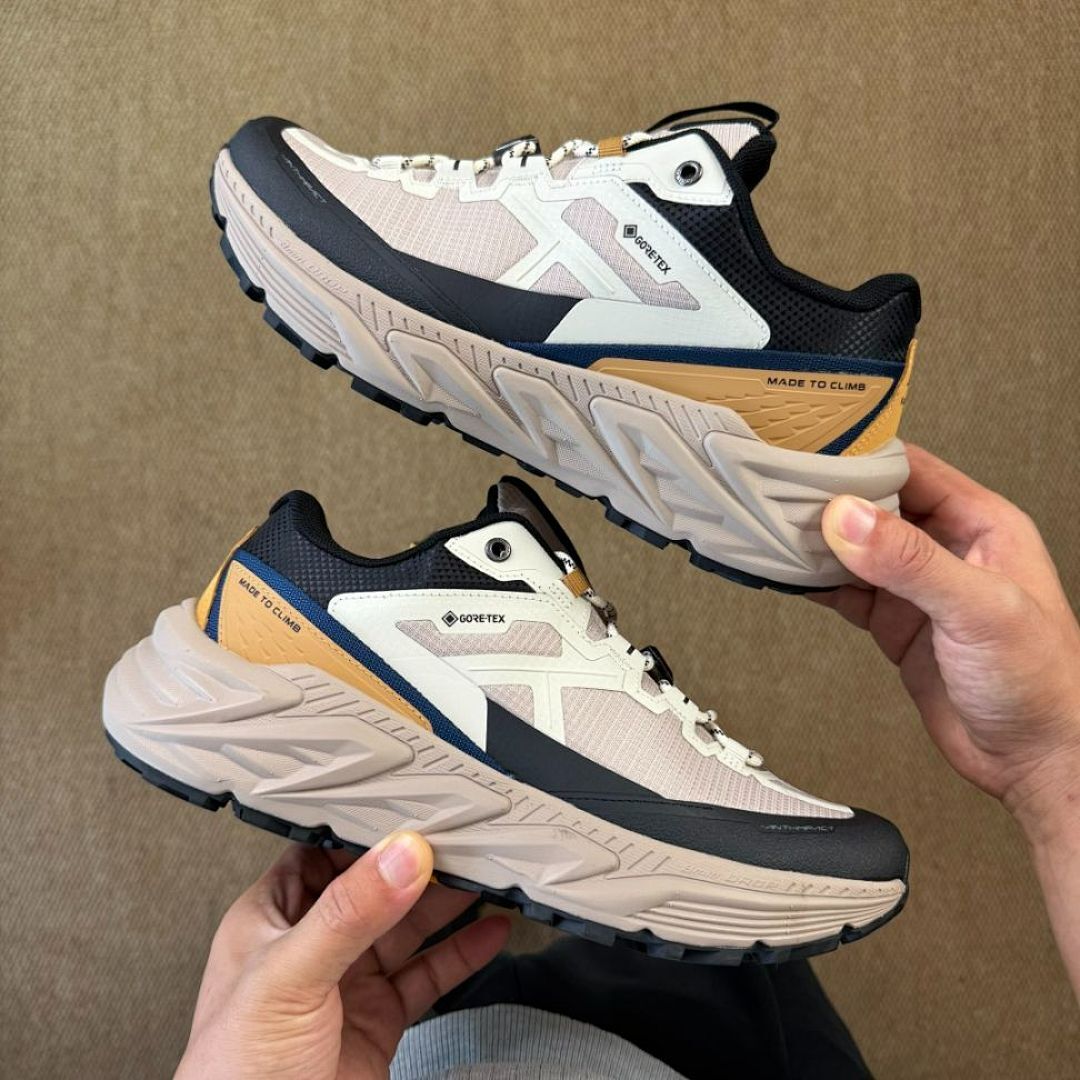 New Balance Fresh Foam X More Trail V3 Gore-Tex Timberwolf Black Dark Shadow