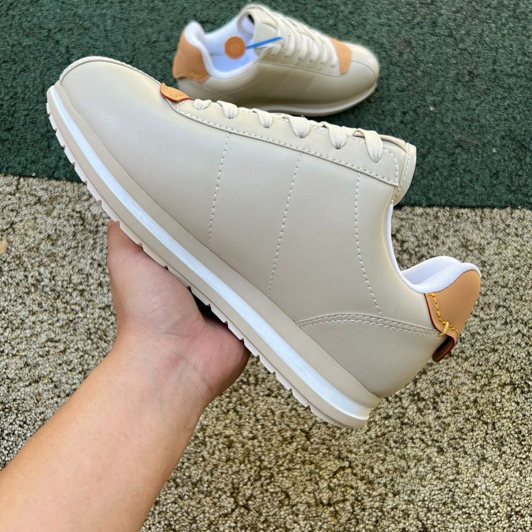 Louis Vuitton LV Runner Sneaker Beige Leather