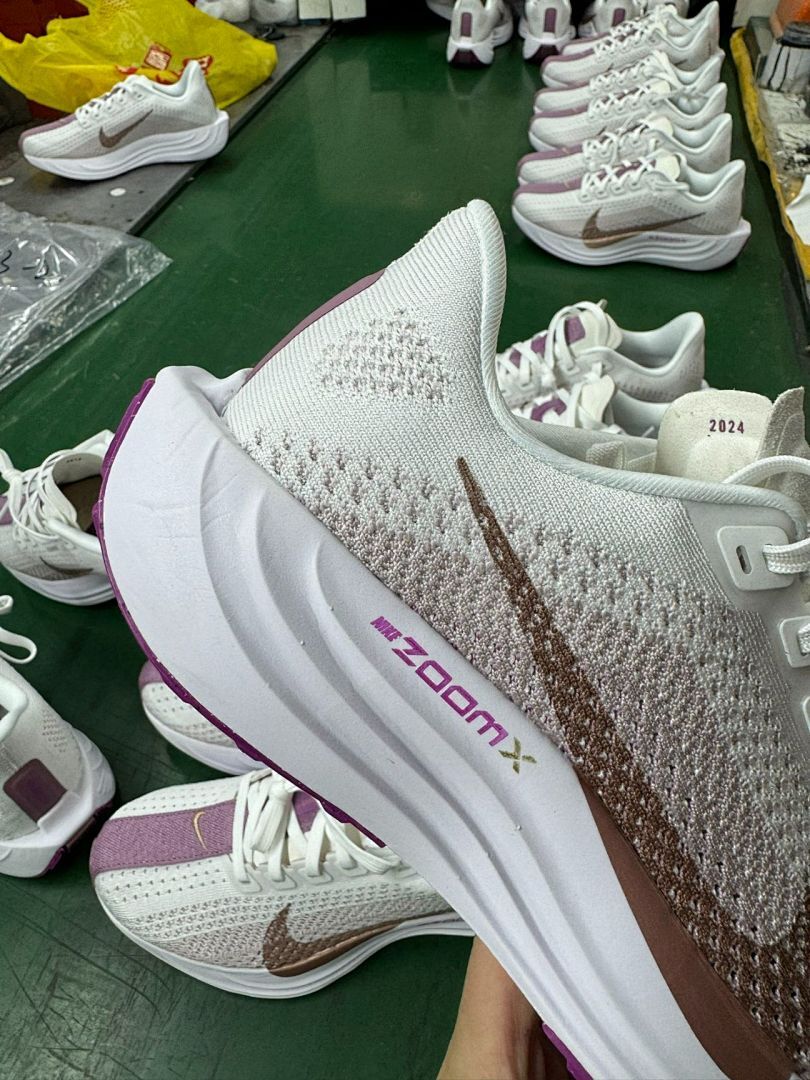 Nike ZoomX Invincible Run Flyknit 3 DR2615-101 White Metallic Red Bronze Violet Dust Pink Oxford