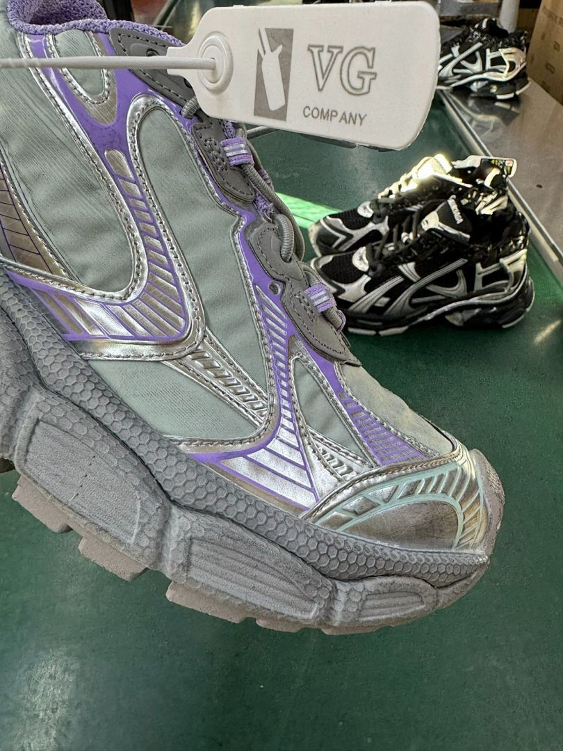 Balenciaga 3XL Trainer Metallic Silver Purple (2325 VG)