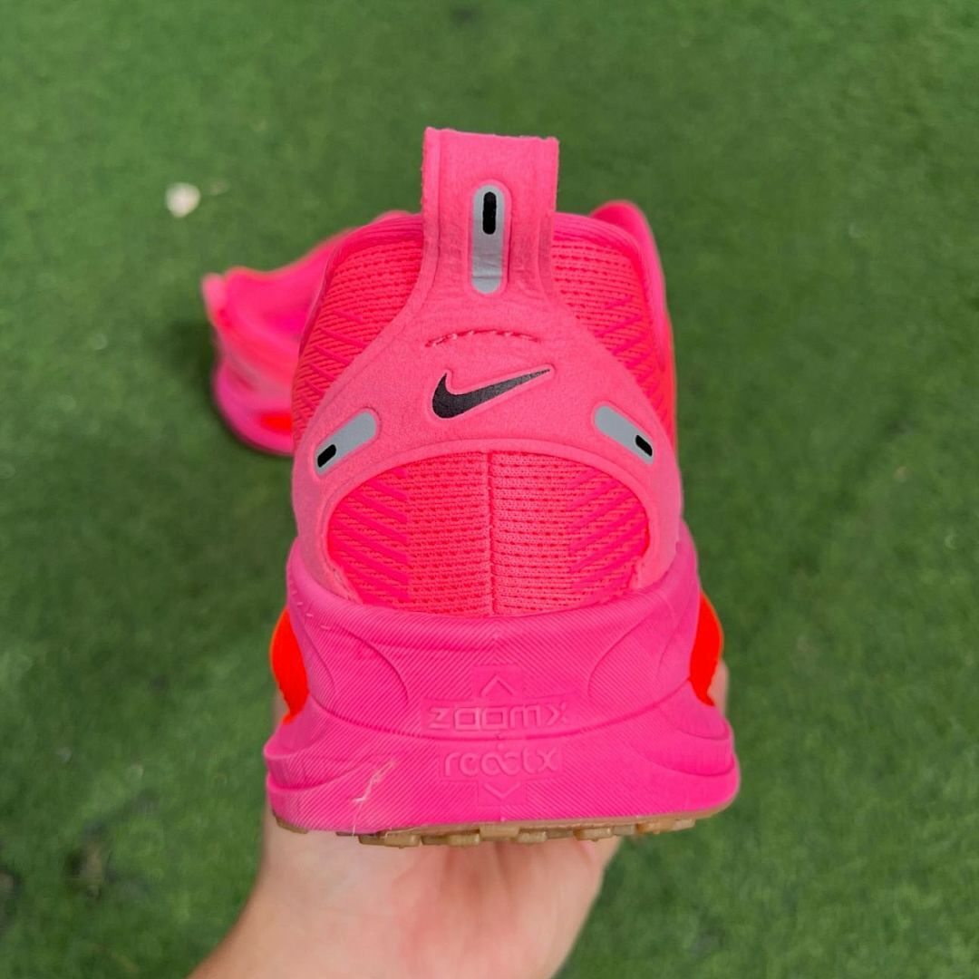 Nike ZoomX Invincible Run Flyknit 3 Hyper Pink Metallic Silver Atomic Orange