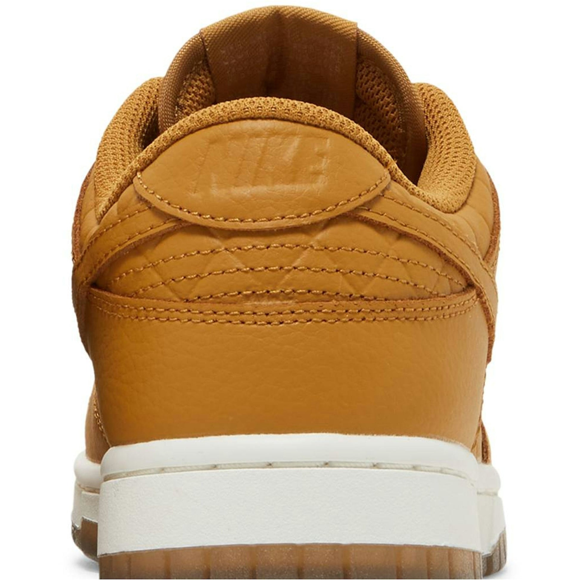 ( Women ) Nike Dunk Low 'Quilted Wheat' ( Wmns ) DX3374-700