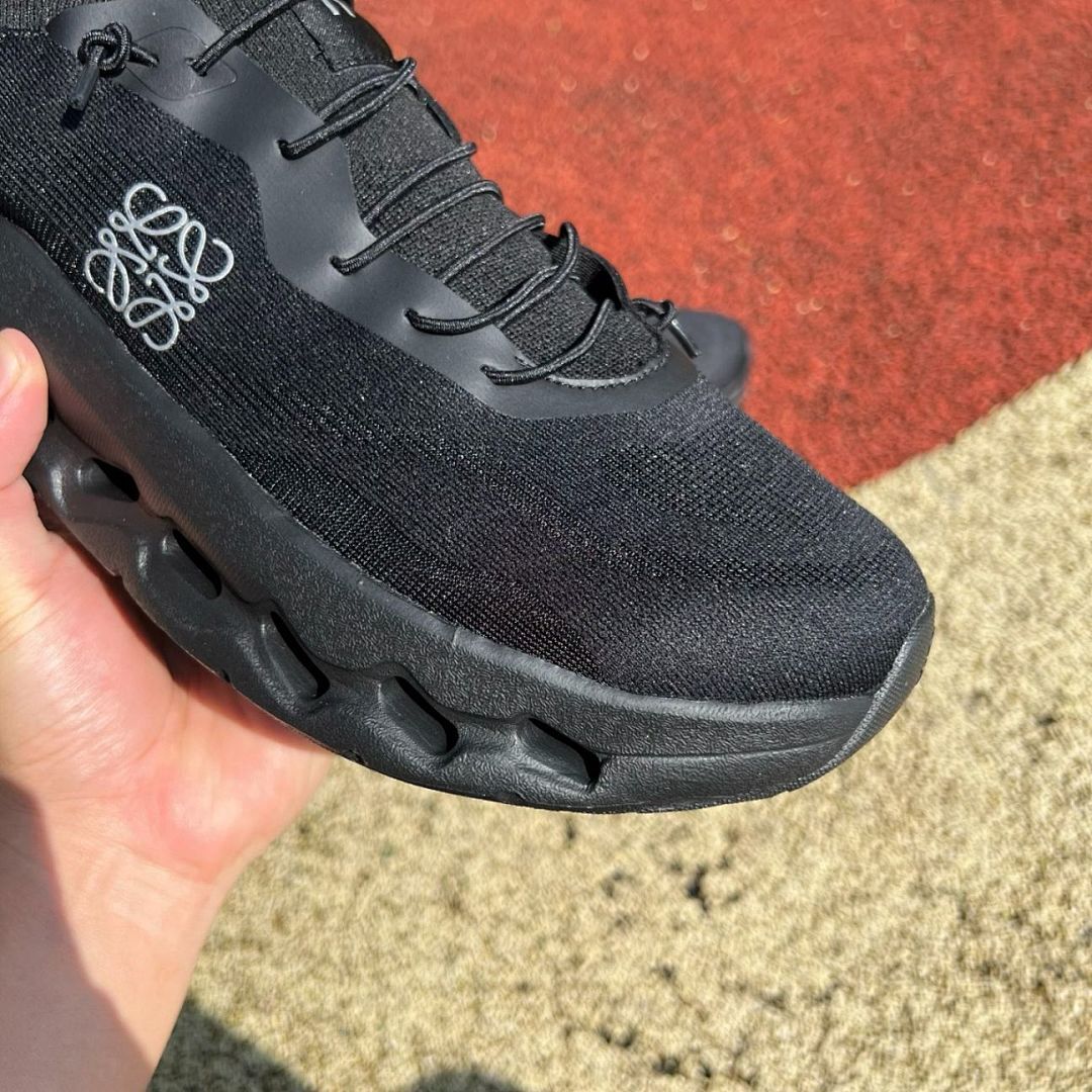 On Cloudchase Running Shoes Black