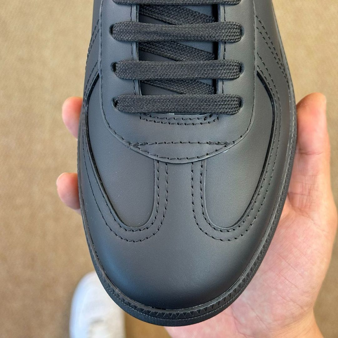 Dior B01 Sneaker Black Smooth Calfskin