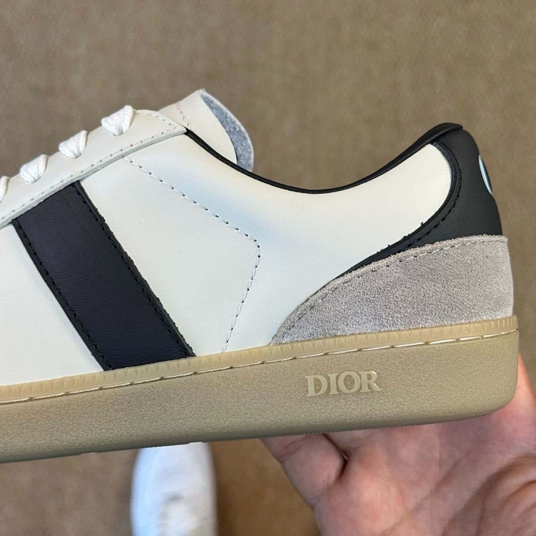 Dior B27 Low-Top Sneaker White and Black 3SN272ZIJ_H068