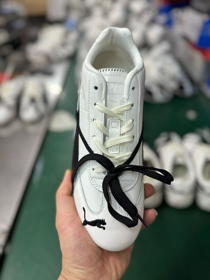 Puma Toddler Low-Top Sneakers White Black with Loop Laces