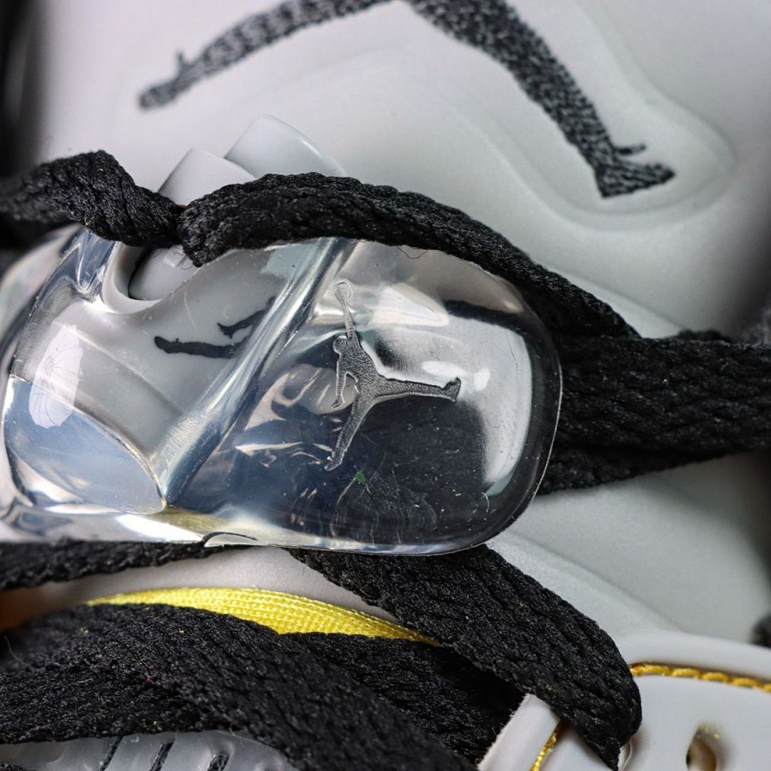 Air Jordan 5 Retro Varsity Maize Michigan CQ9545-700