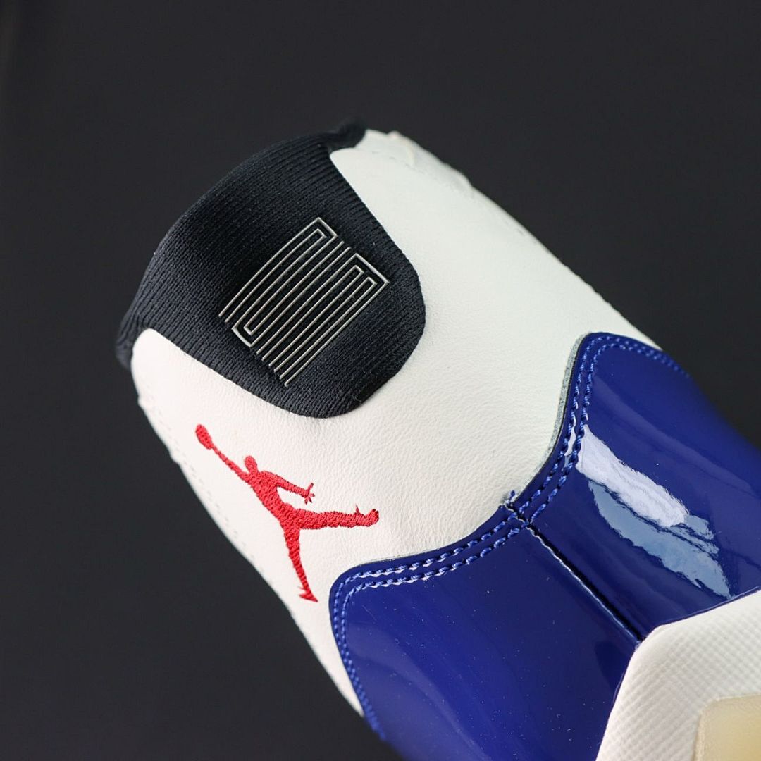 Air Jordan 11 Retro Royal Blue