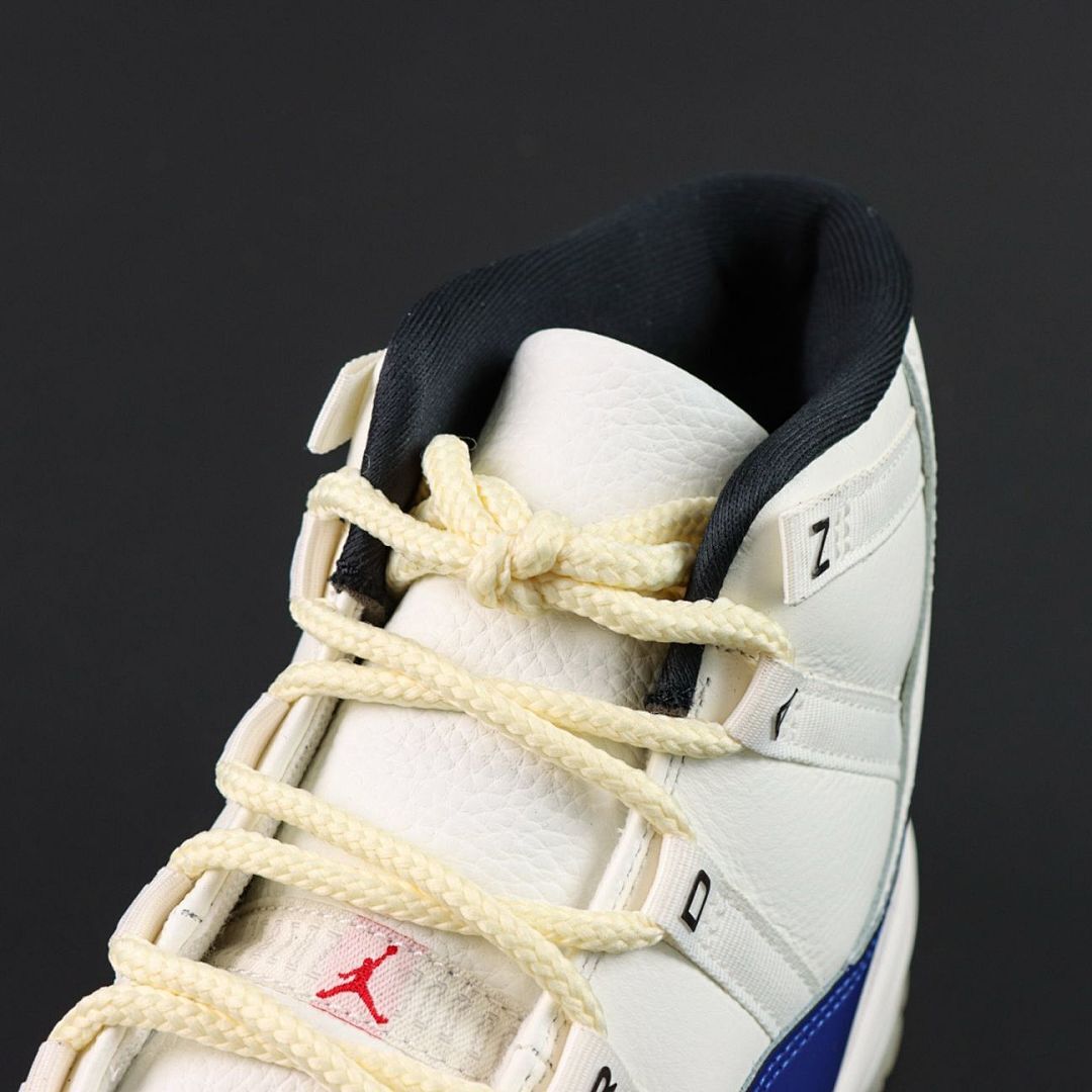 Air Jordan 11 Retro Royal Blue