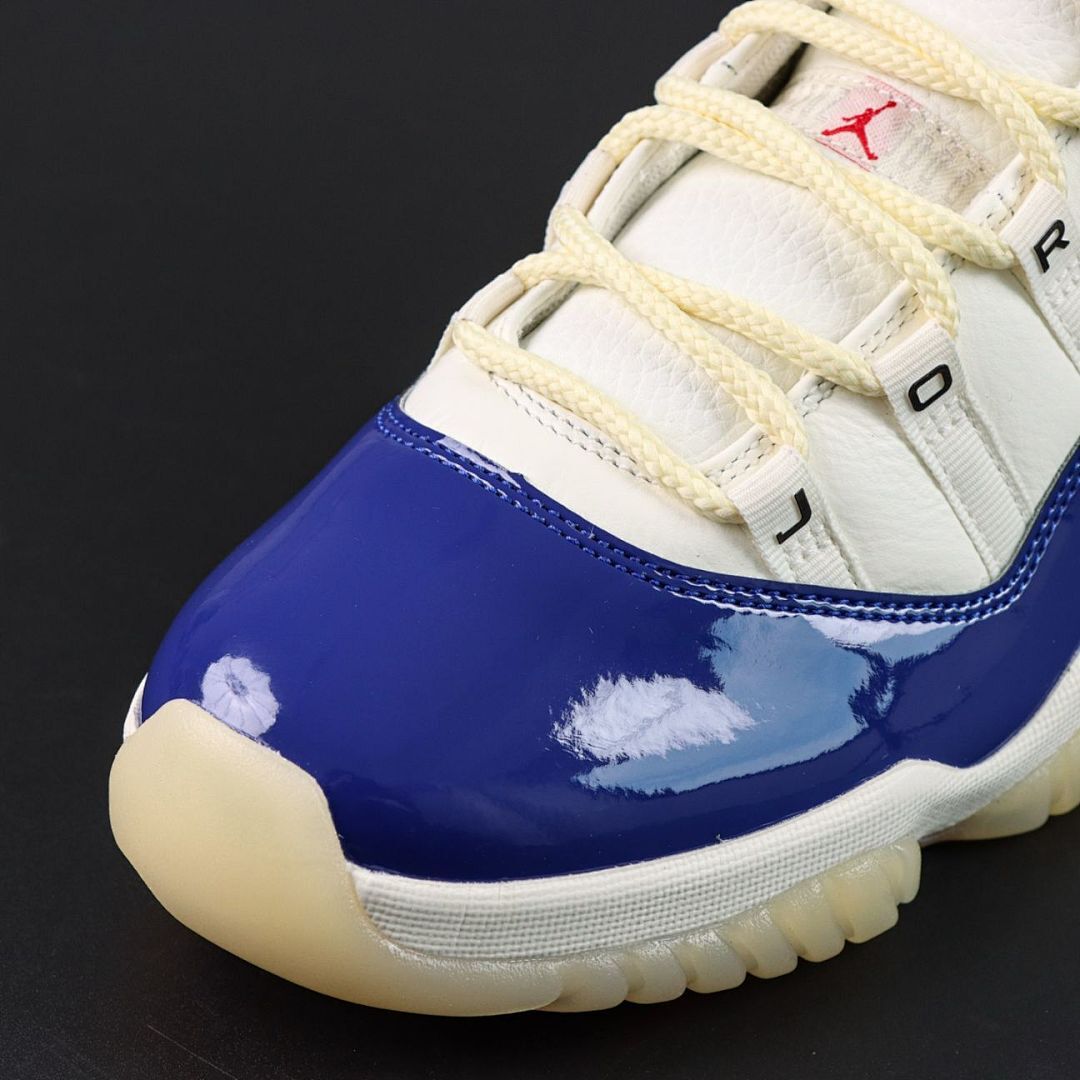 Air Jordan 11 Retro Royal Blue