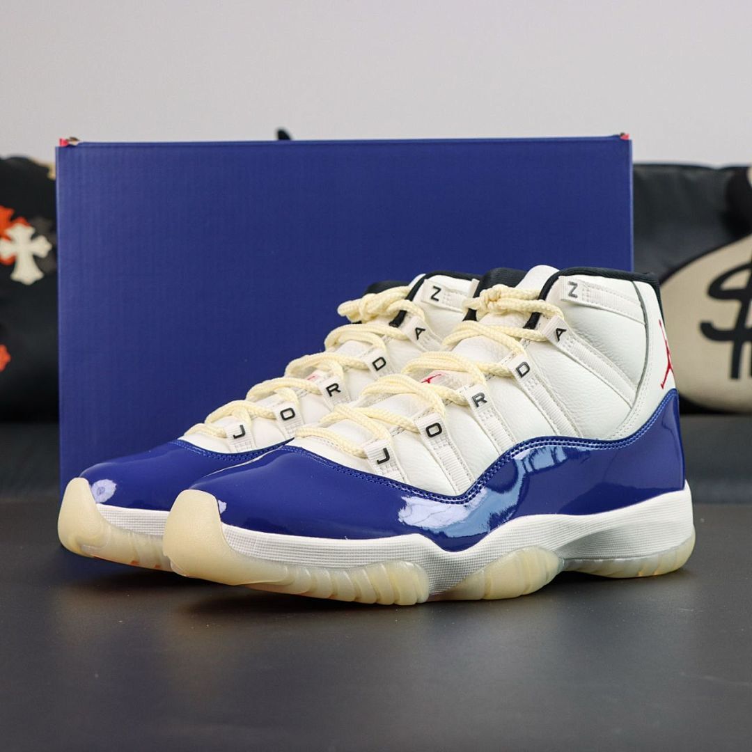 Air Jordan 11 Retro Royal Blue