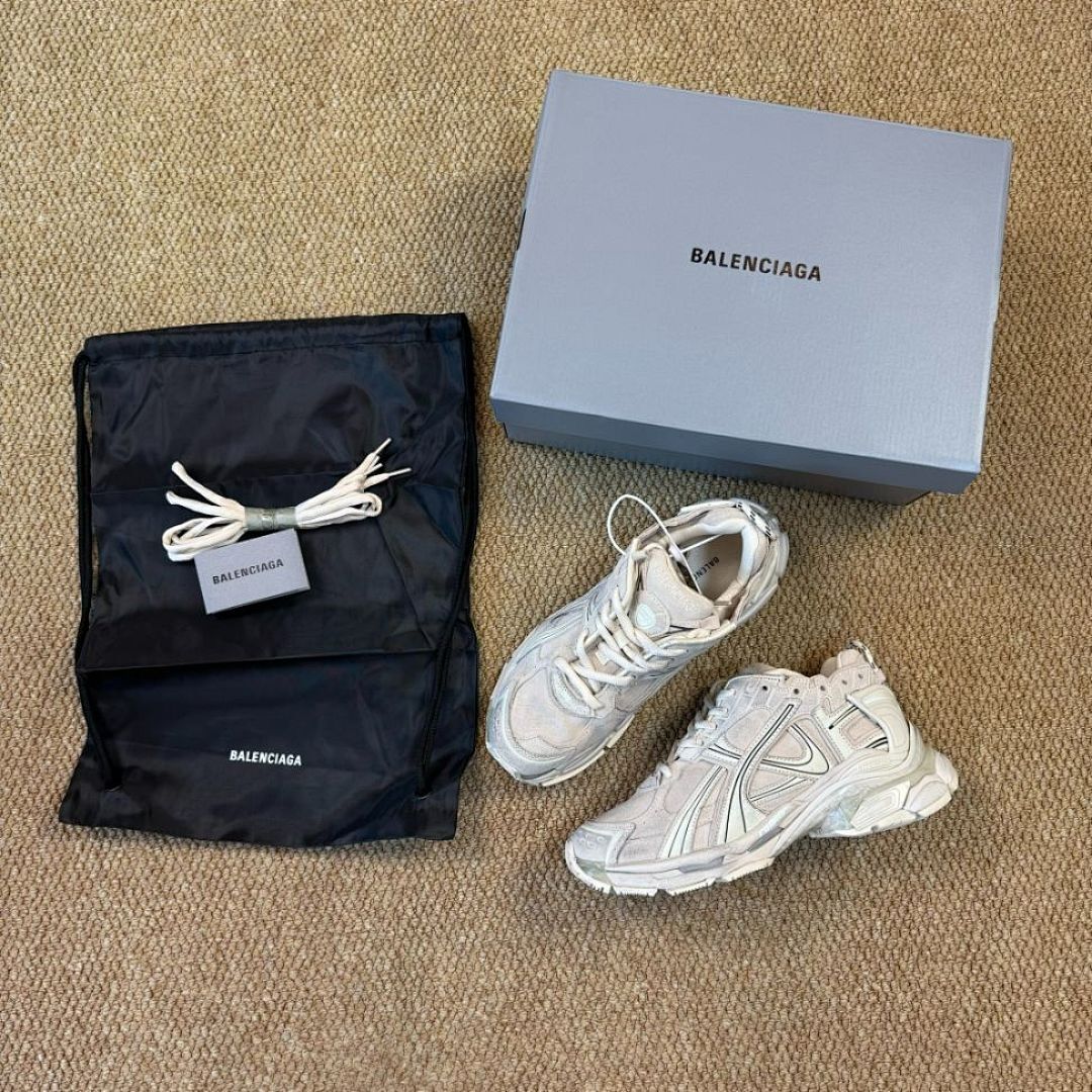 Balenciaga Runner Sneakers Light Grey