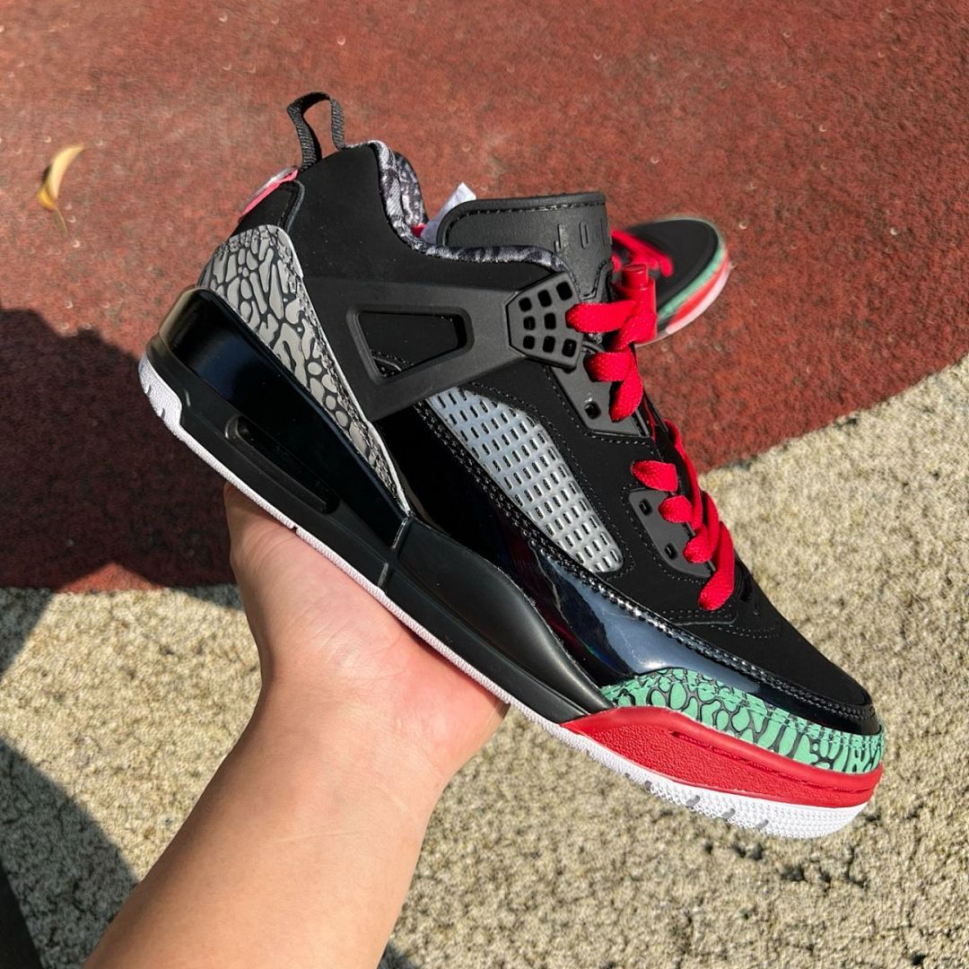 Air Jordan 4 Retro Black Lucid Green University Red