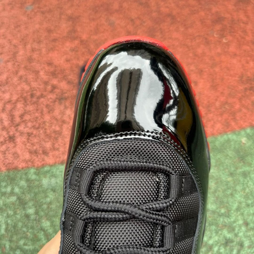 Air Jordan 11 Retro Bred 2019 378037-061