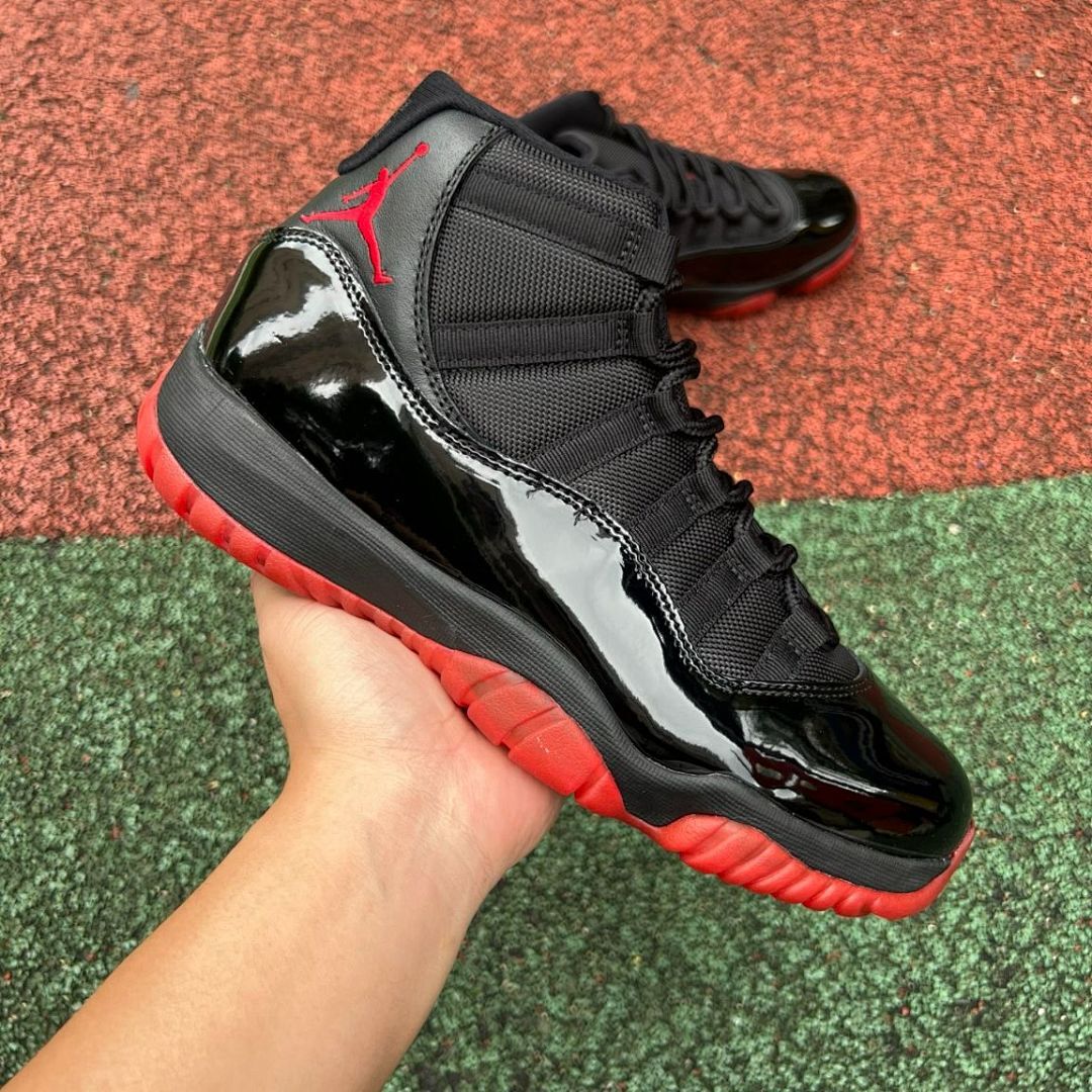 Air Jordan 11 Retro Bred 2019 378037-061