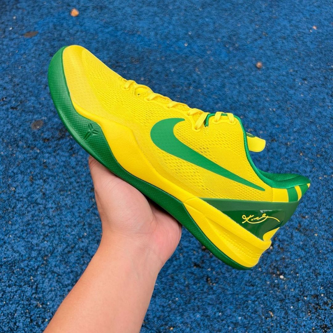 Nike Kobe 8 System 'Brazil' Dynamic Yellow Stadium Green 555035-700