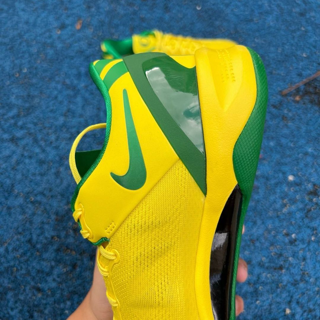 Nike Kobe 8 System 'Brazil' Dynamic Yellow Stadium Green 555035-700