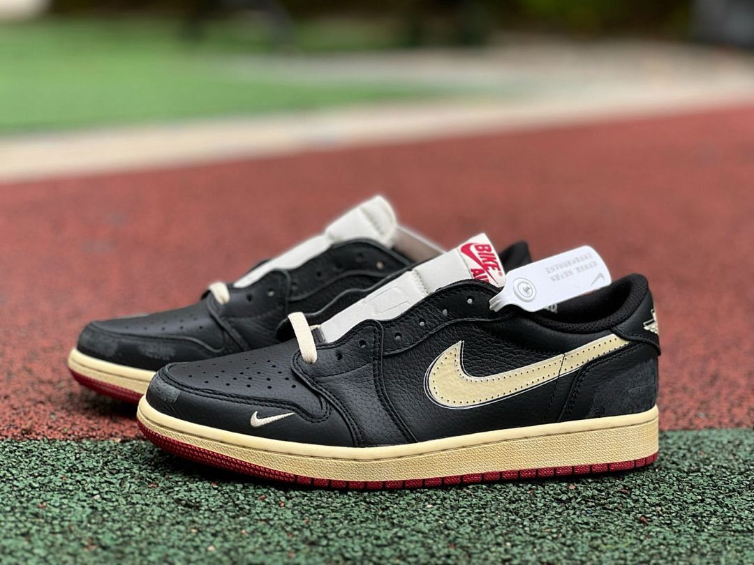 Travis Scott x Air Jordan 1 Low OG SP "Black Phantom" DM7866-001