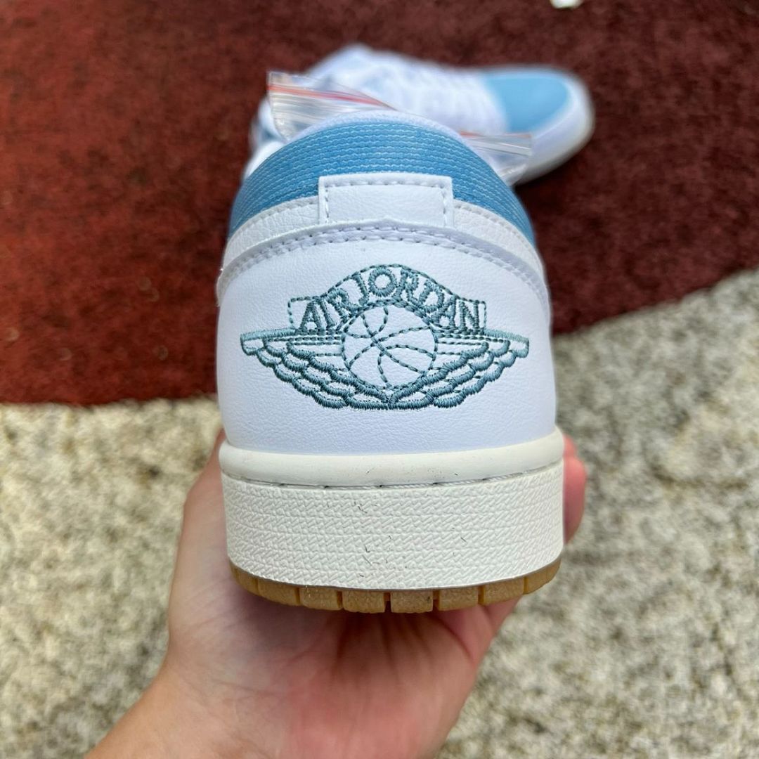 Air Jordan 1 Low SE Washed Denim Light Marine White Gum Yellow DR6970-400