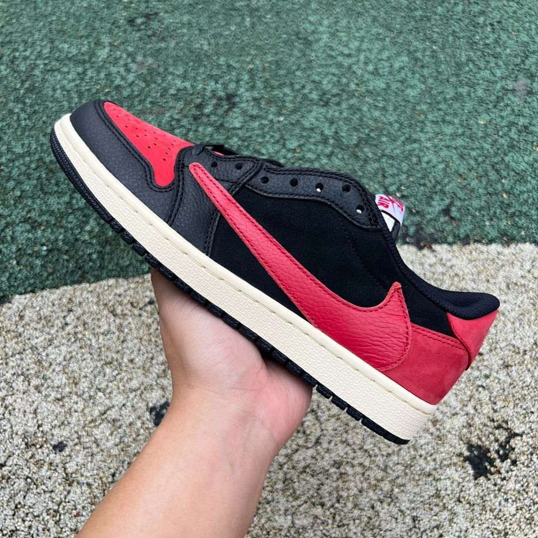 Travis Scott Air Jordan 1 Low OG Sample Black Red