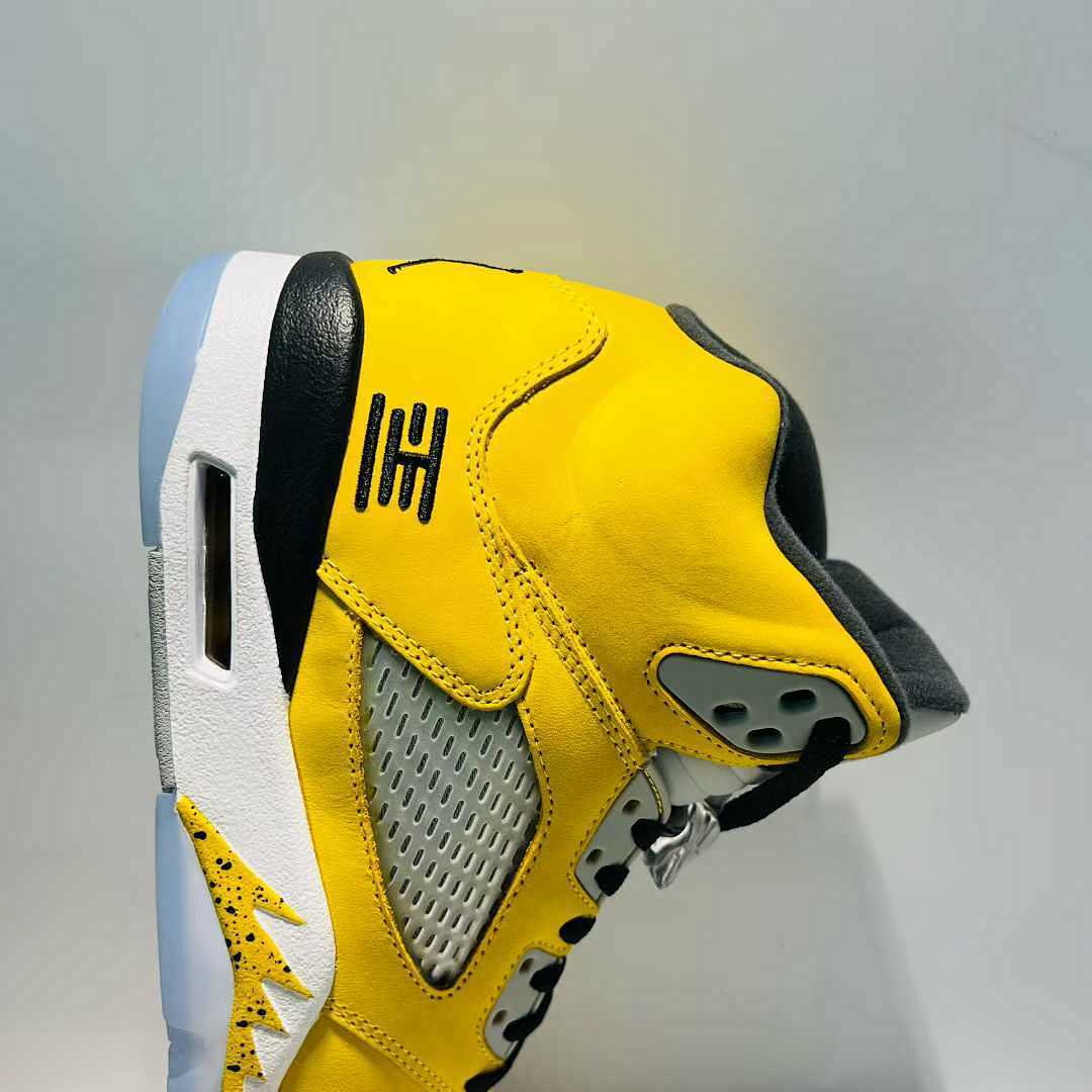 Air Jordan 5 Retro SP Michigan Amarillo Yellow Men's Basketball Shoes Sneakers CQ9541-704