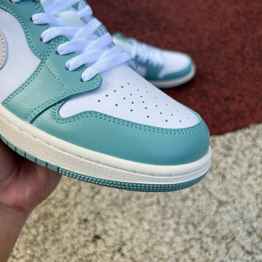 Air Jordan 1 Low 'Vintage Green' DQ8422-300