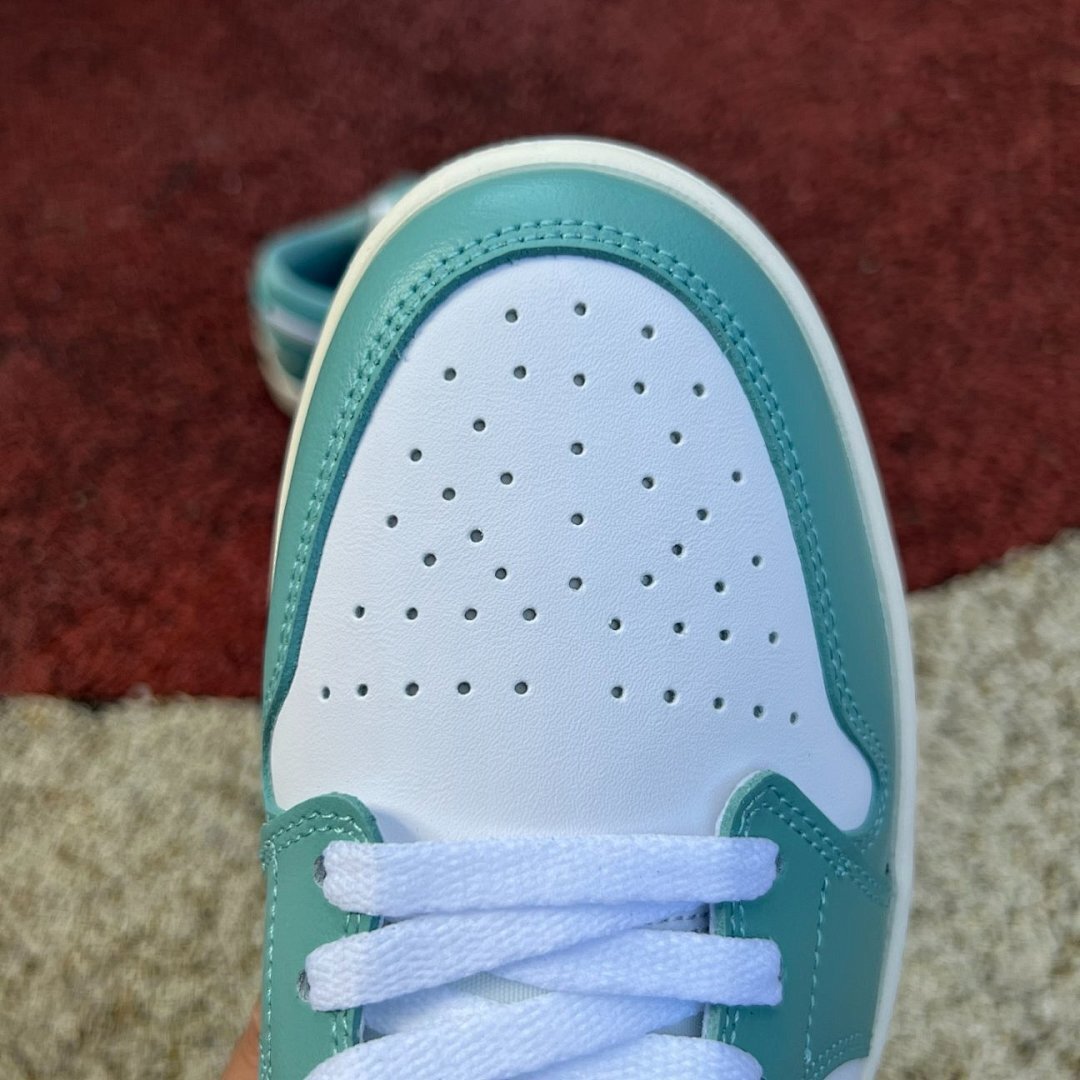 Air Jordan 1 Low 'Vintage Green' DQ8422-300