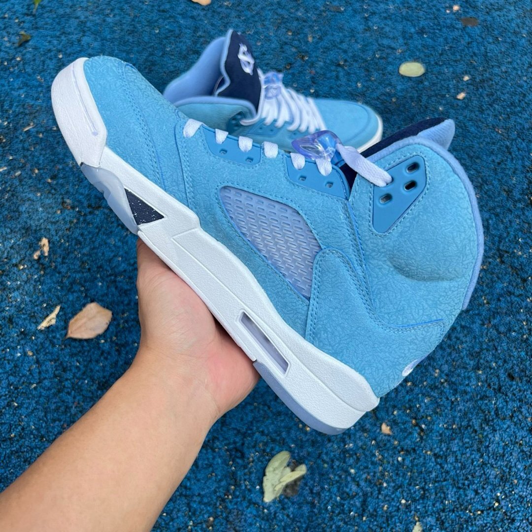 Air Jordan 5 Retro SE University Blue DV1313-401