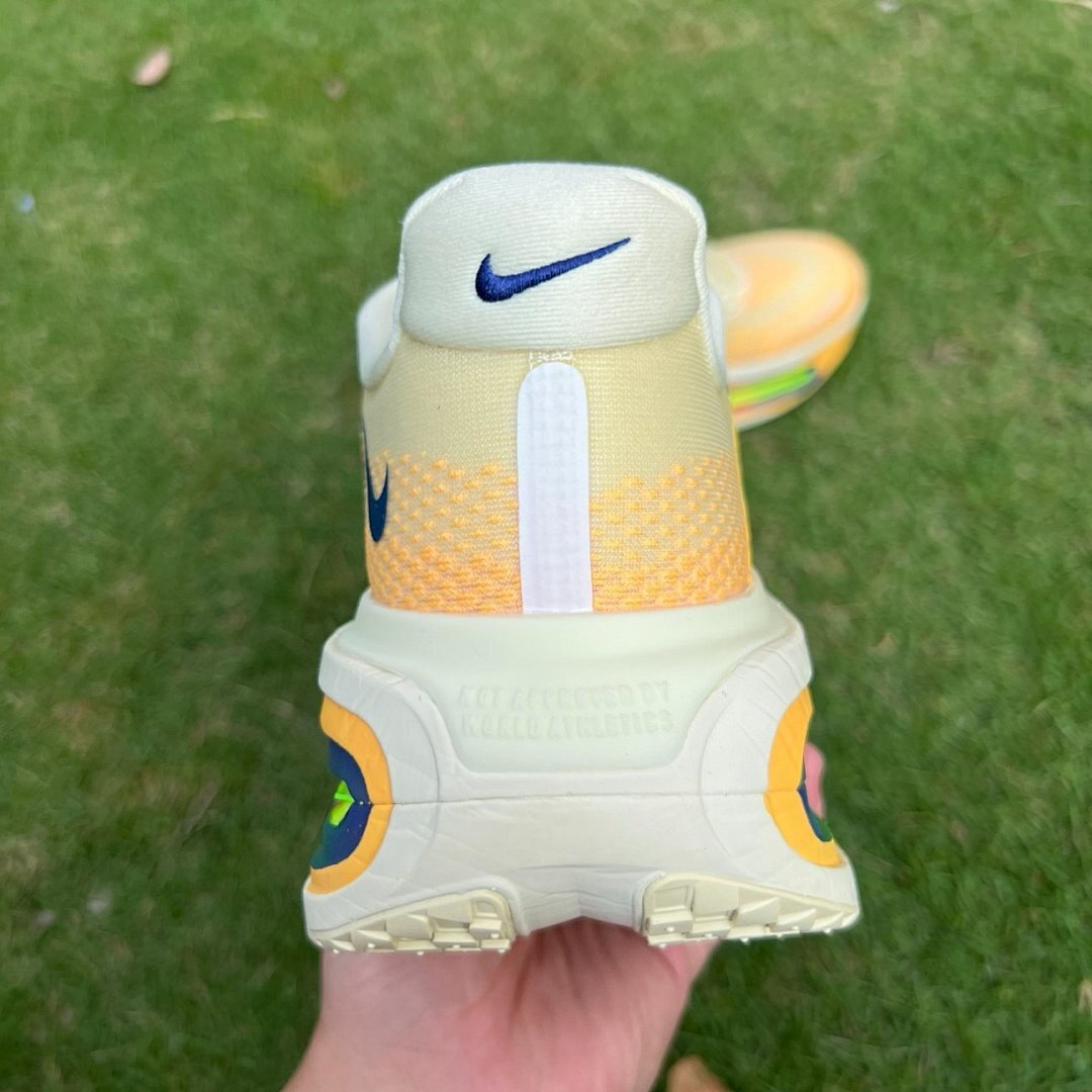 Nike Spark Flyknit FD6720-100