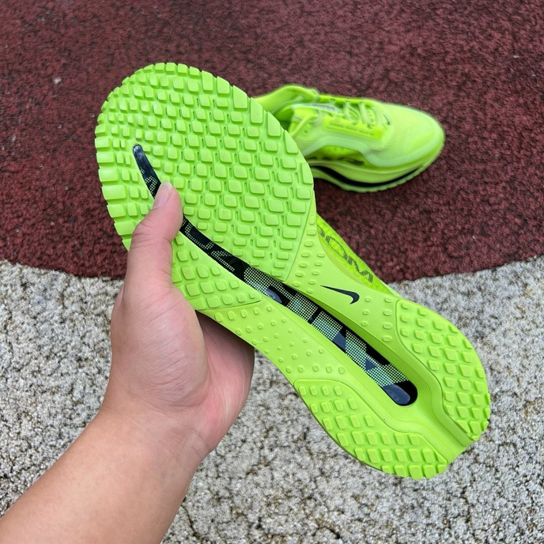 Nike ZoomX Invincible Run Flyknit 3 Volt Black Running Shoes DR2615-700