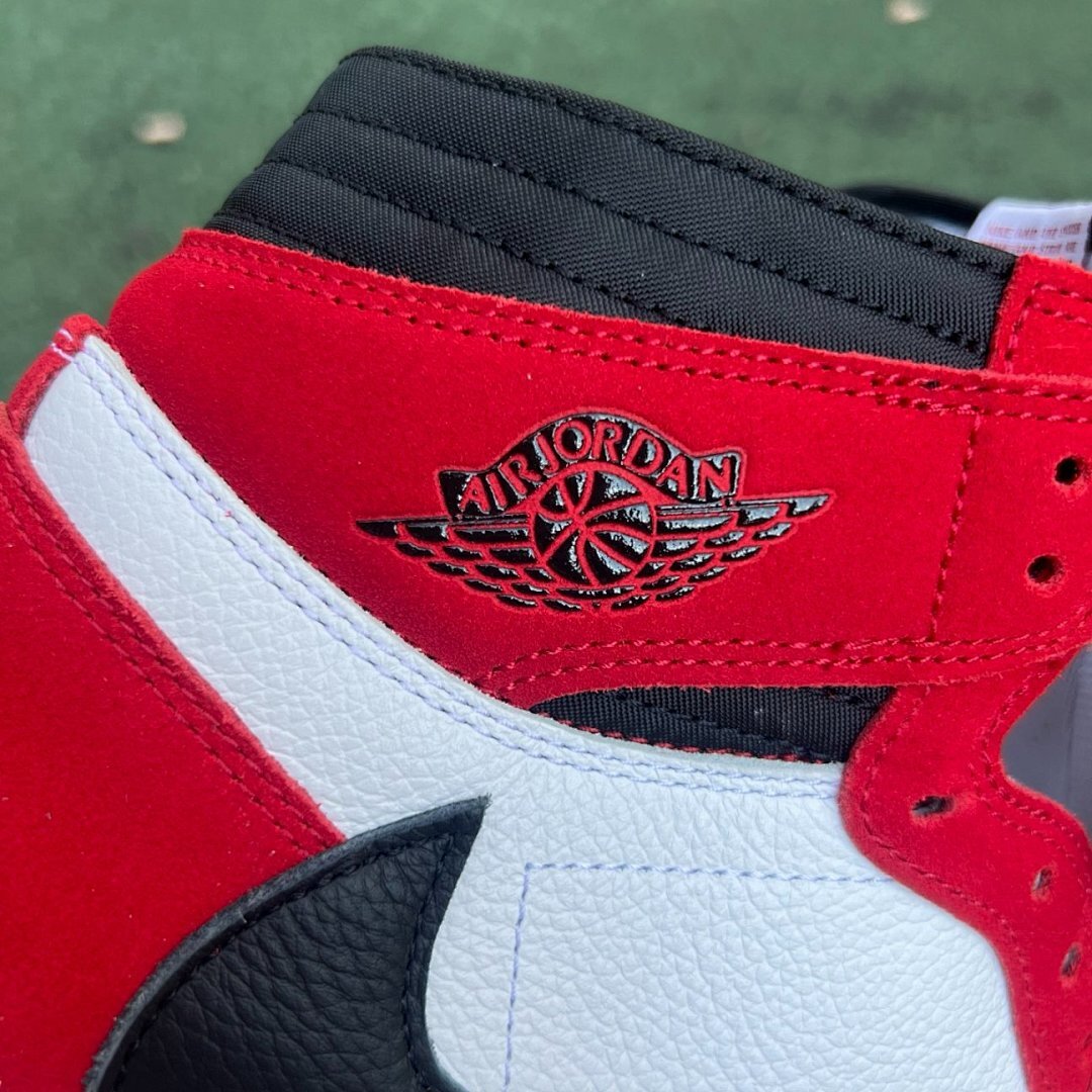 Travis Scott x Air Jordan 1 Retro High 'Chicago'