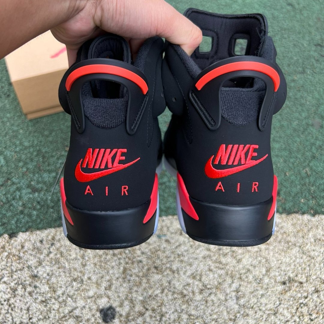Air Jordan 6 Retro Infrared Black 384664-060