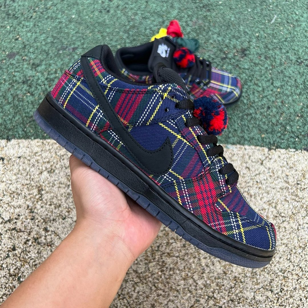 Nike SB Dunk Low Pro Multi-Color Plaid Black Sole