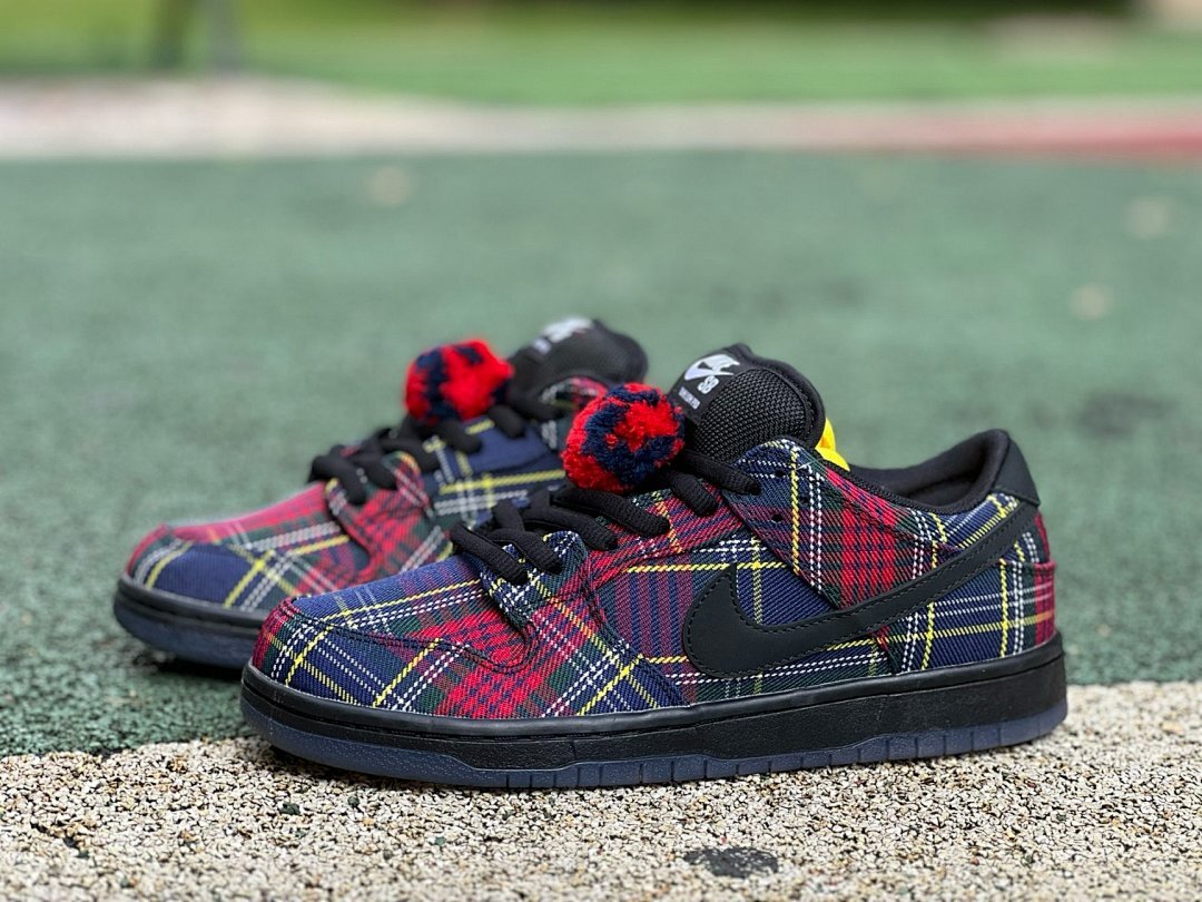 Nike SB Dunk Low Pro Multi-Color Plaid Black Sole