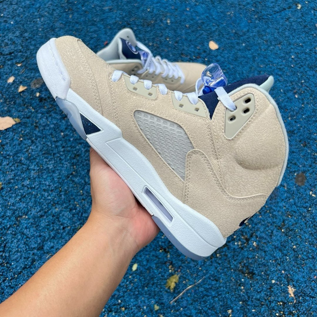 Air Jordan 5 Retro Georgetown Hoyas PE