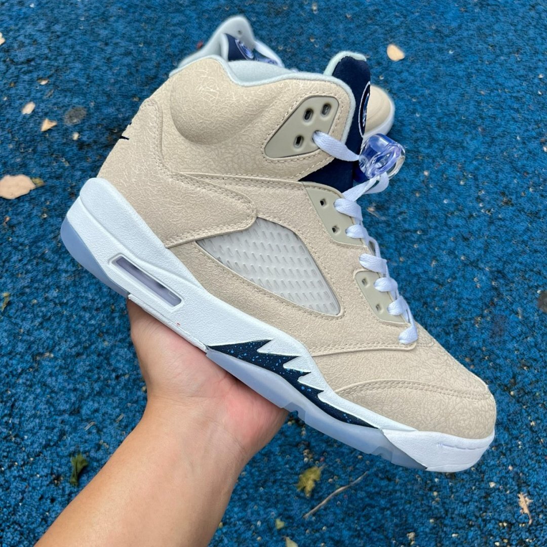 Air Jordan 5 Retro Georgetown Hoyas PE