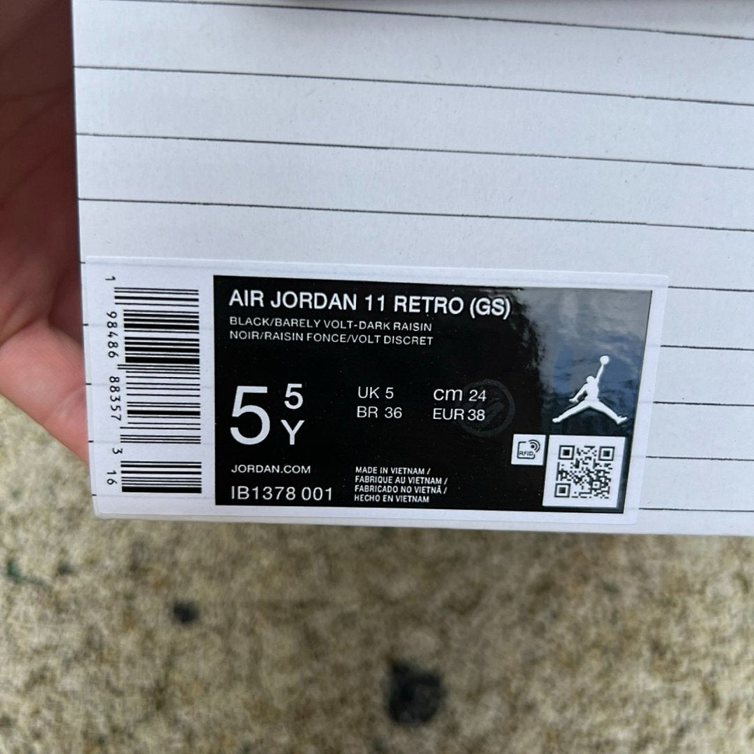 Air Jordan 11 Retro Black Green Glow Cracked Patent