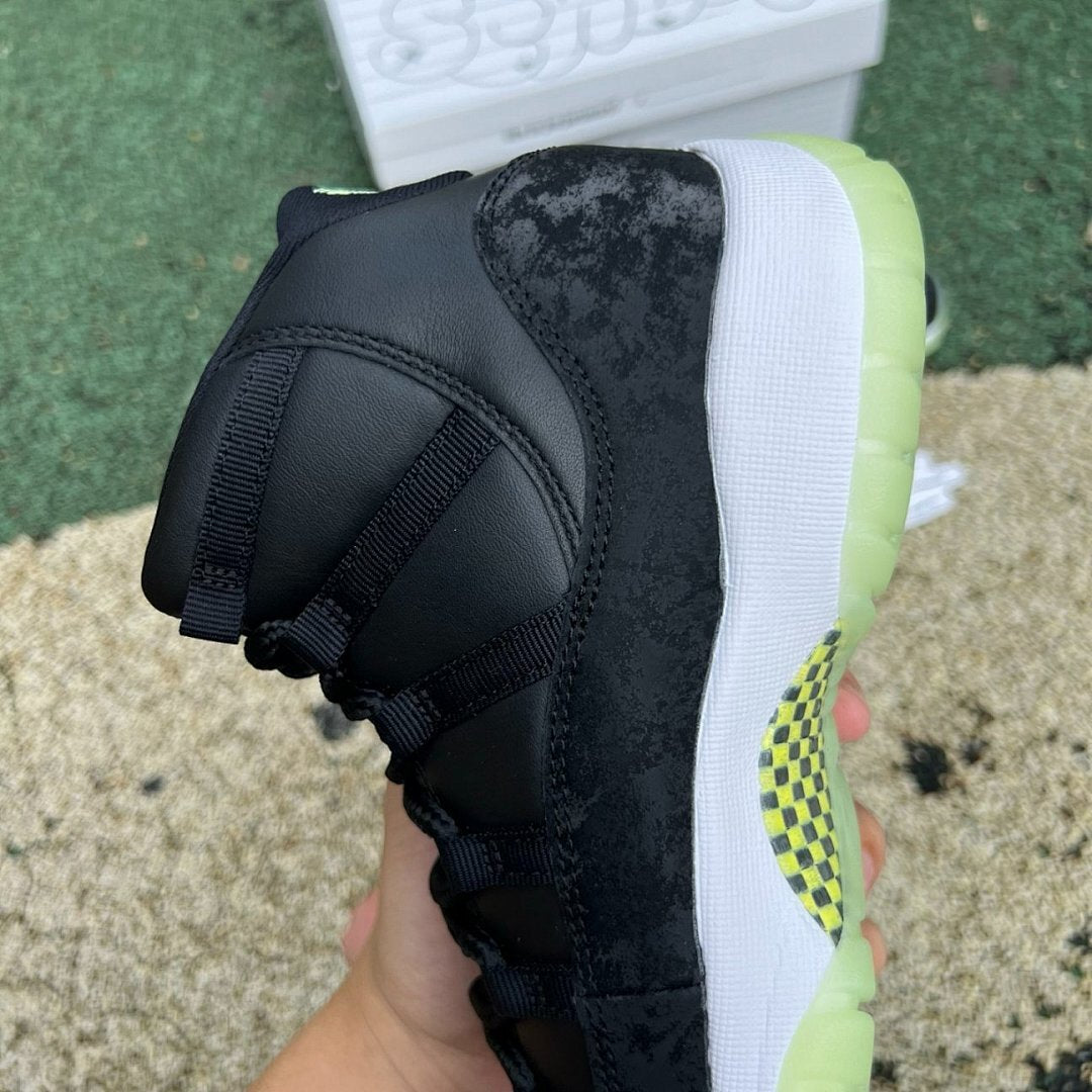 Air Jordan 11 Retro Black Green Glow Cracked Patent