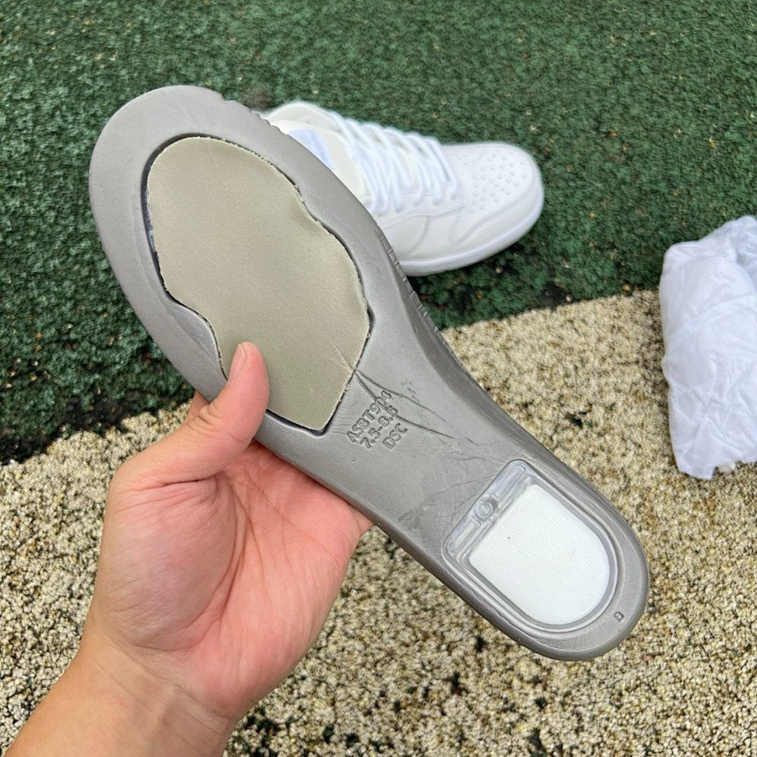 Nike SB 94 Supreme White Cement 472605-100