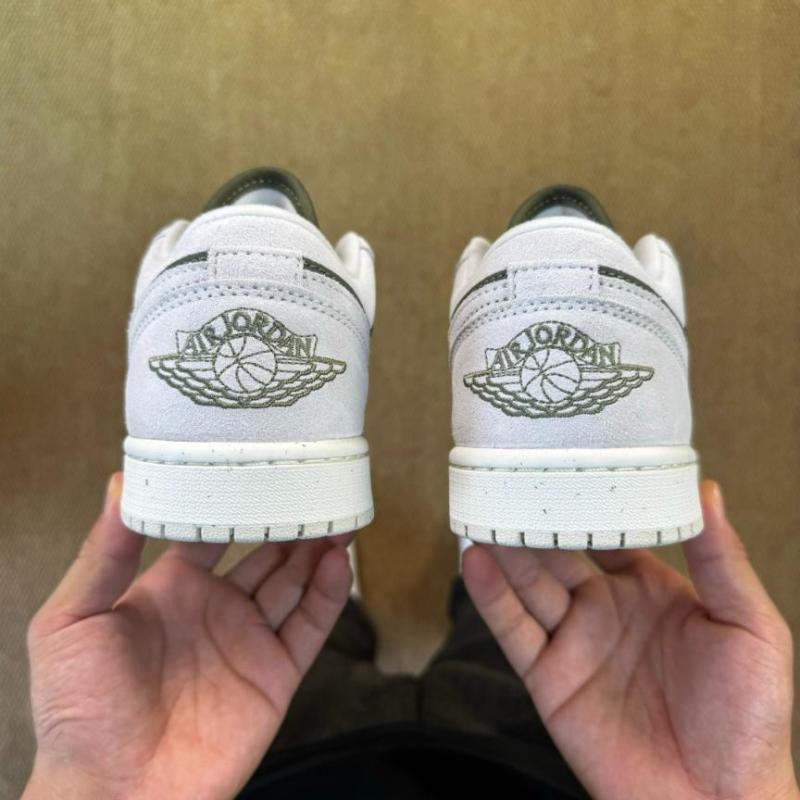 Air Jordan 1 Low 'Dark Olive' DV1307-103