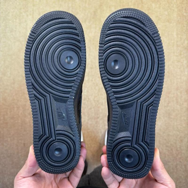 Nike Air Force 1 Low '07 Black Python CW2646-001