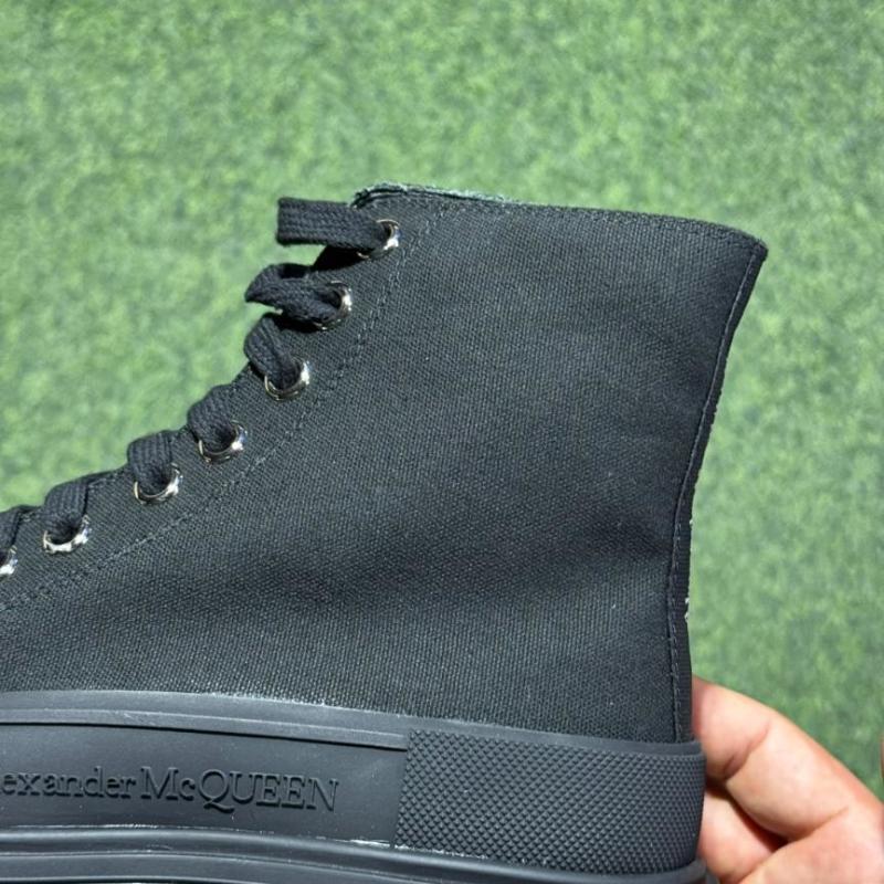 Alexander McQueen Tread Slick Canvas Lace-Up Boot 604254W4MV41000
