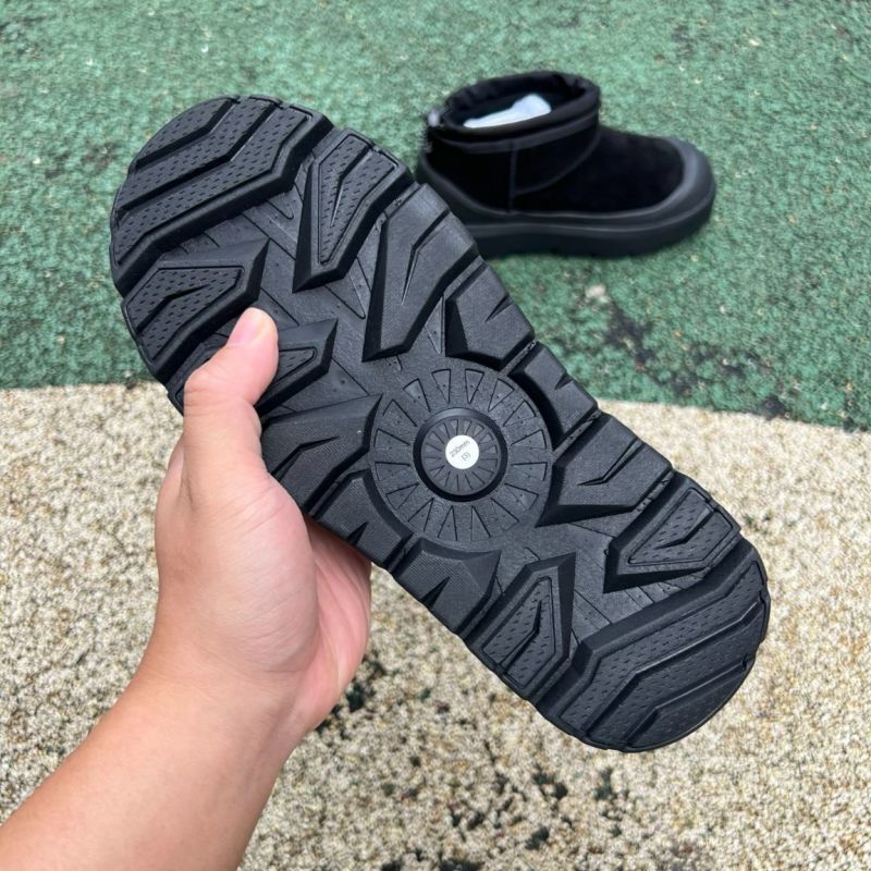 UGG Classic Mini Rubber Logo Boot