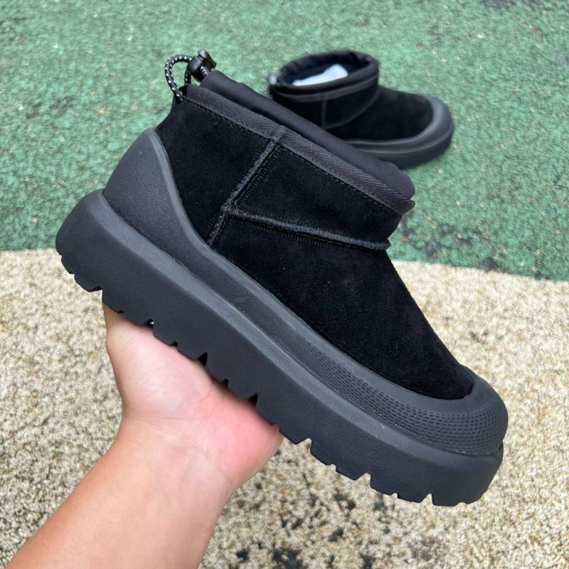 UGG Classic Mini Rubber Logo Boot