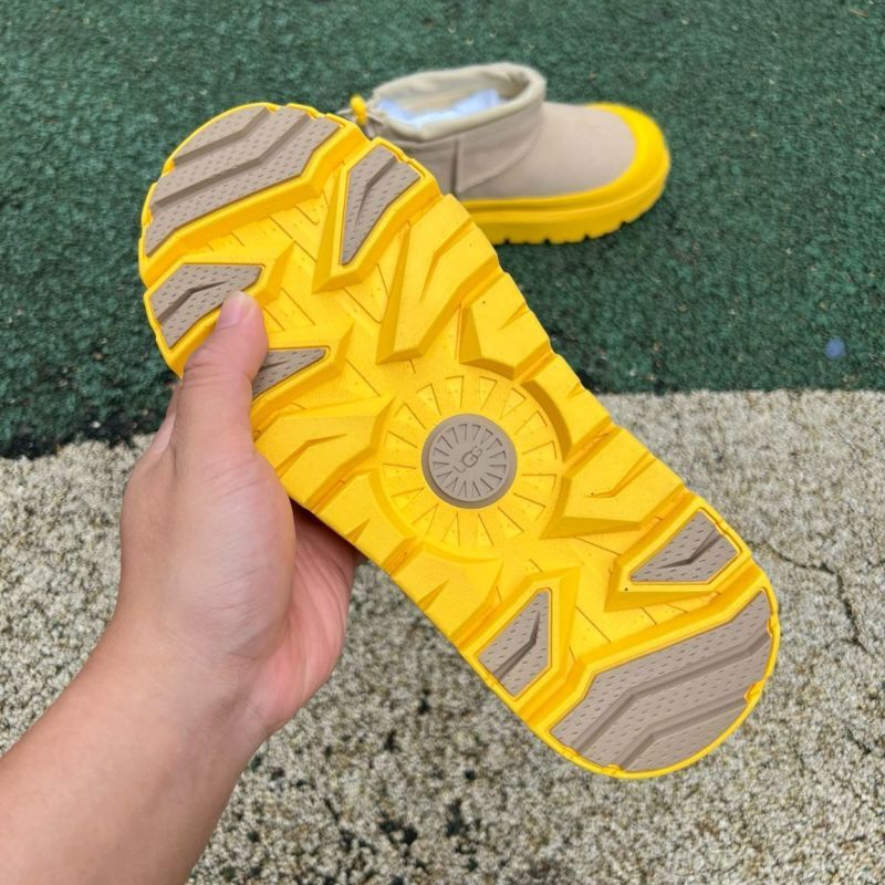 UGG Classic Ultra Mini Regulus Desert Flower Yellow (Style 1144081)