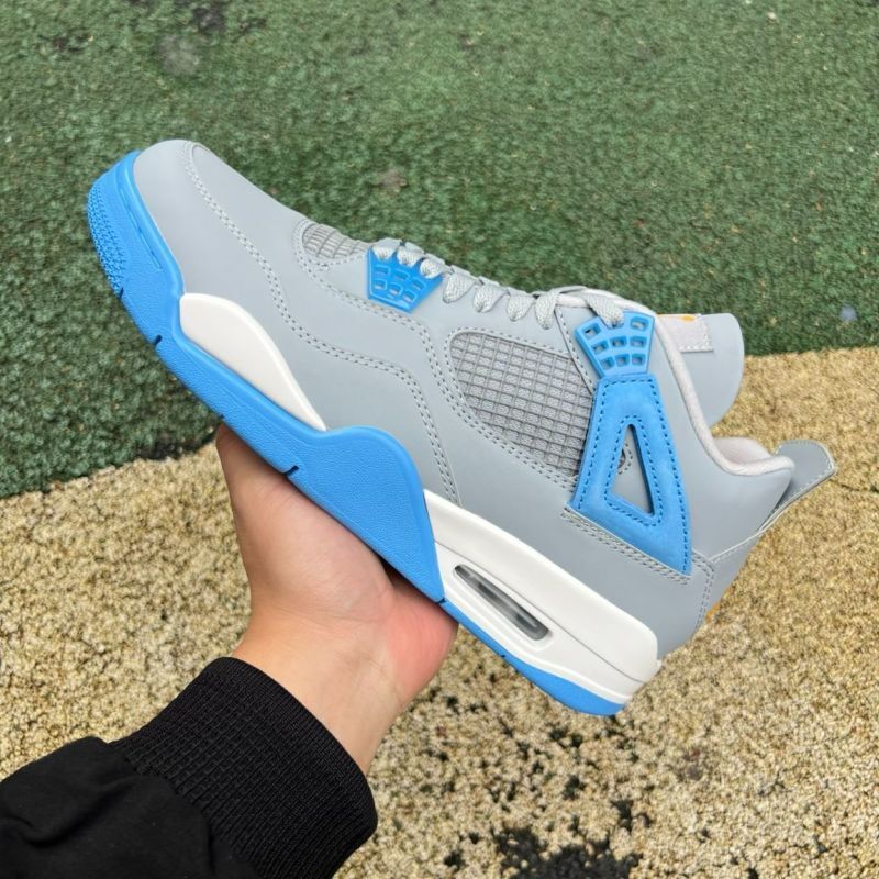 Air Jordan 4 Retro "Cool Grey University Blue"